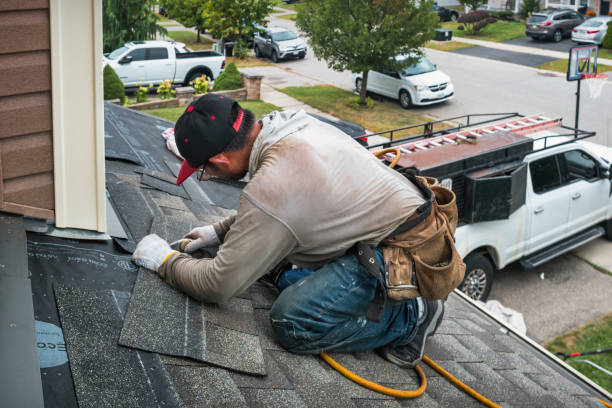 Professional Roofing technician working in Winthrop, MN